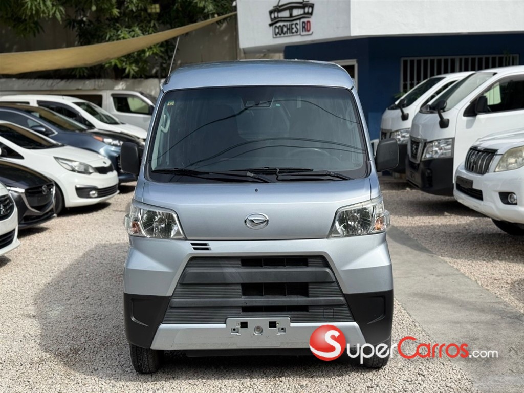 2020 Daihatsu Hijet — foto 2 / 9