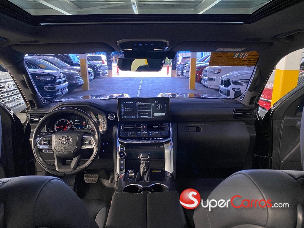 2024 Toyota Land Cruiser 300 VX-R — foto 12 / 12