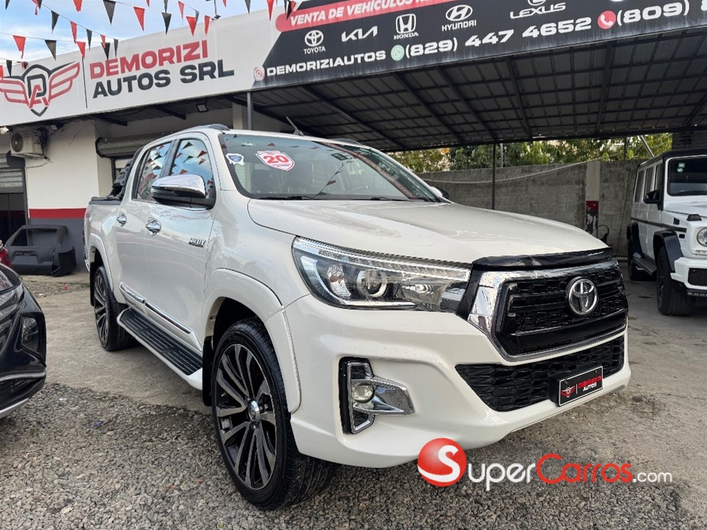 2020 Toyota Hilux Limited Revo