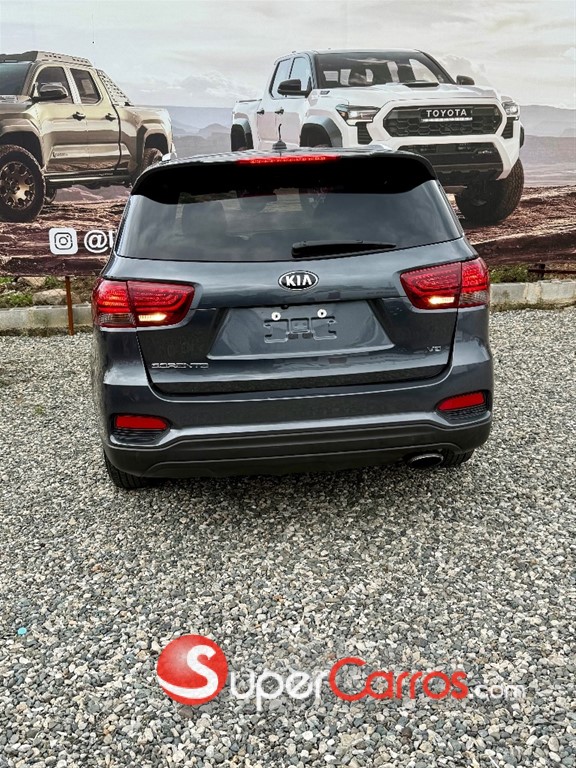 2020 Kia Sorento — foto 4 / 11
