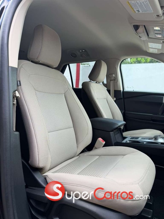 2020 Ford Explorer Sport — foto 10 / 12