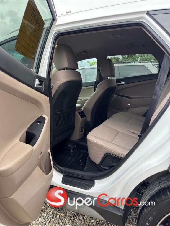 2020 Hyundai Tucson Sport — foto 10 / 10