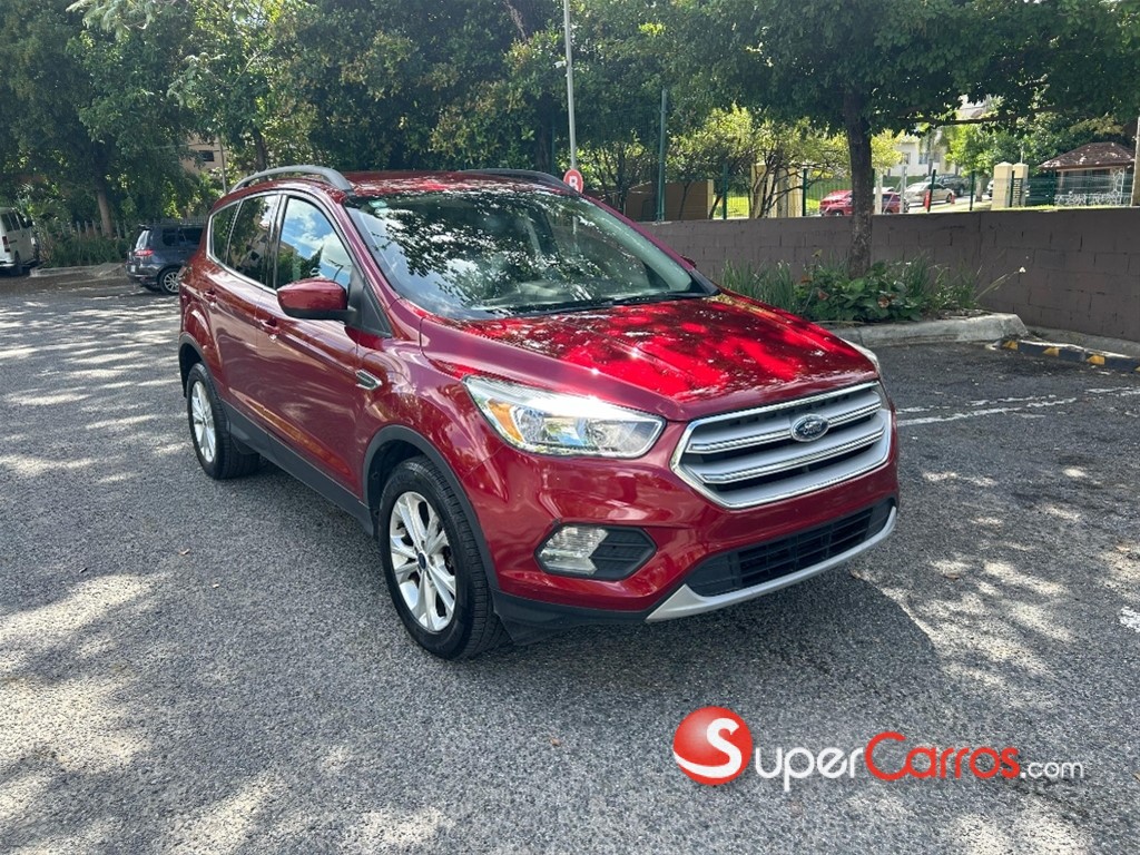 2018 Ford Escape — foto 2 / 10