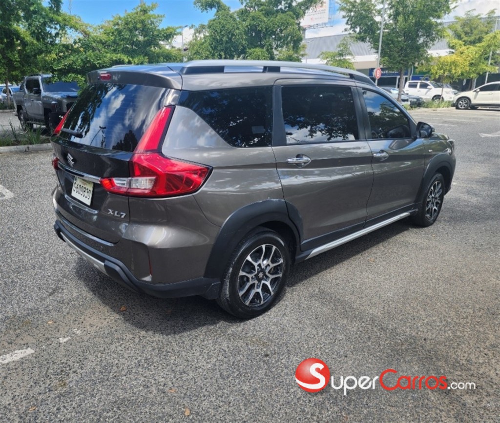 2023 Suzuki XL7 GLX — foto 6 / 7