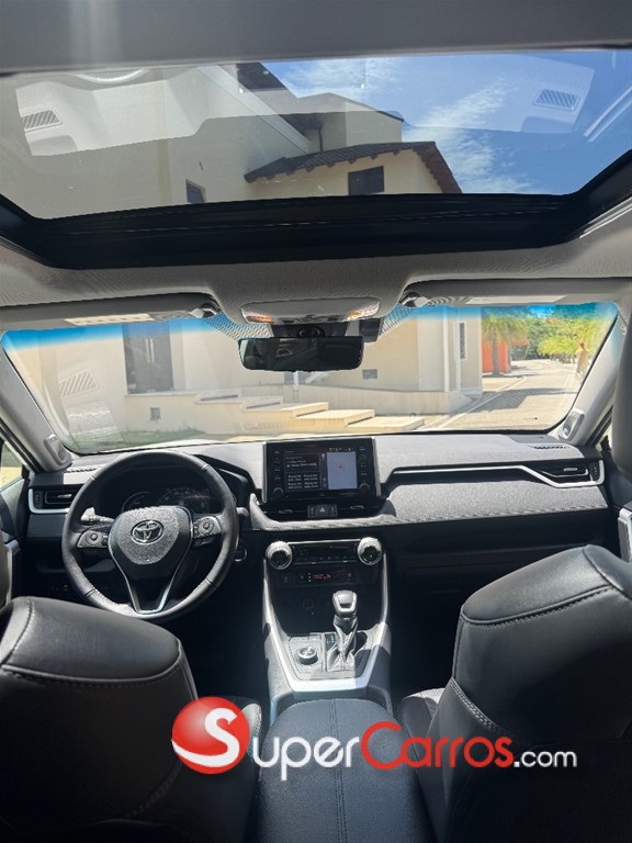 2021 Toyota RAV4 Limited Hybrid — foto 6 / 12