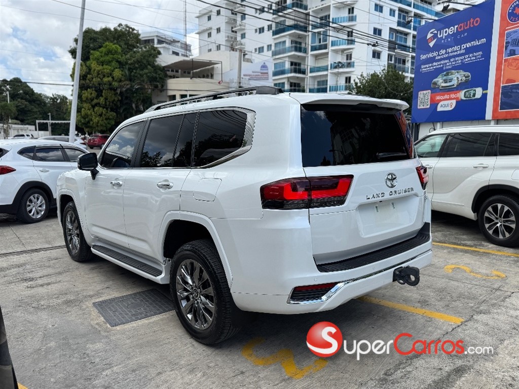 2024 Toyota Land Cruiser 300 VX-R — foto 2 / 12