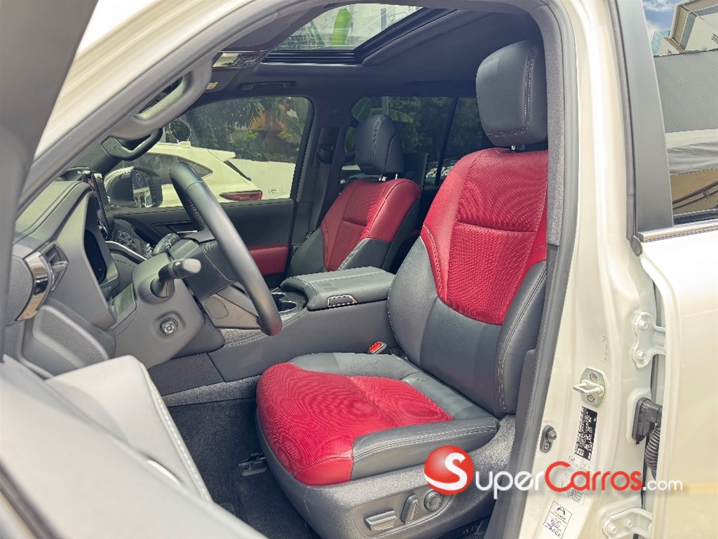 2024 Toyota Land Cruiser 300 VX-R — foto 6 / 12