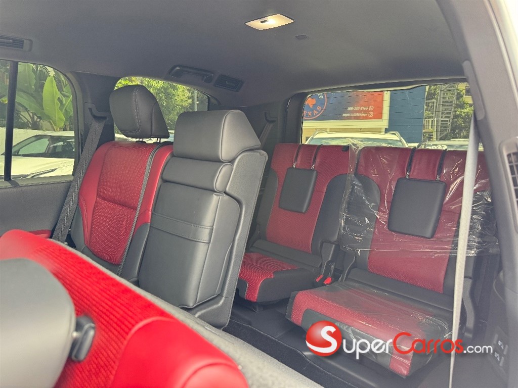 2024 Toyota Land Cruiser 300 VX-R — foto 10 / 12
