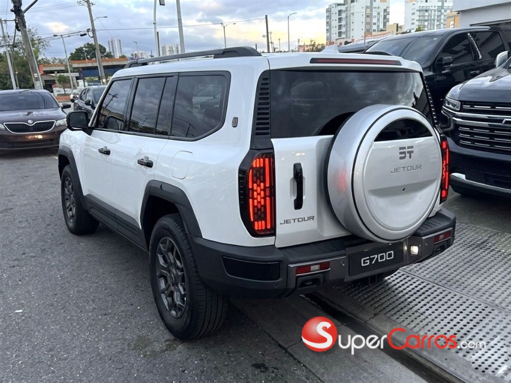 2027 Jetour G700 — foto 4 / 7