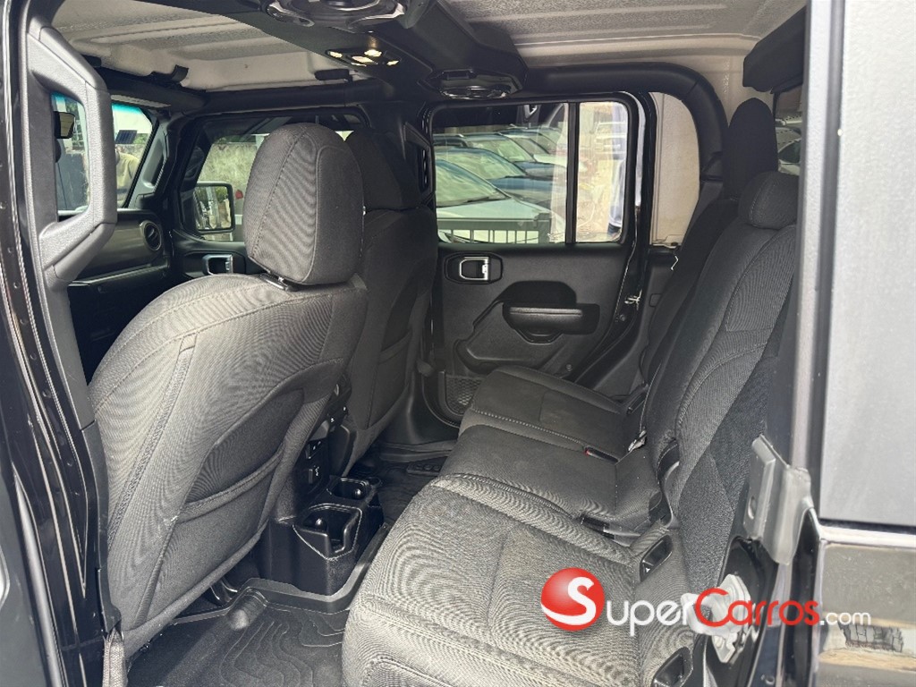 2021 Jeep Gladiator Sport — foto 7 / 10