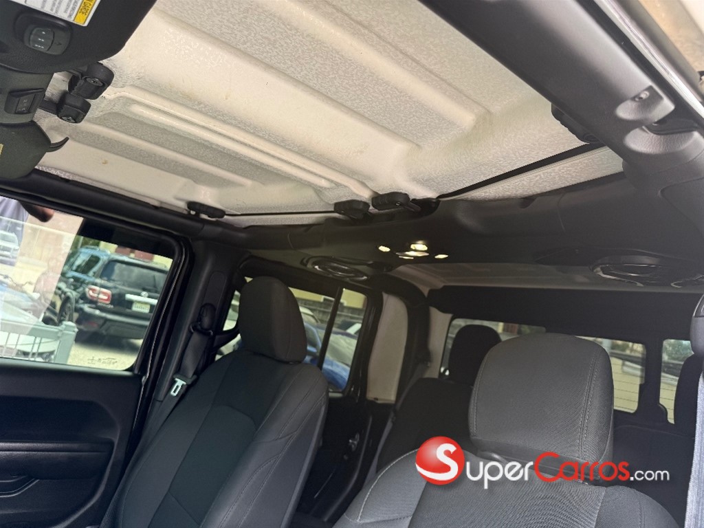 2021 Jeep Gladiator Sport — foto 9 / 10