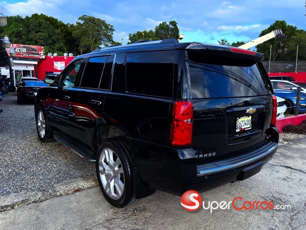 2017 Chevrolet Tahoe Premier — foto 7 / 12