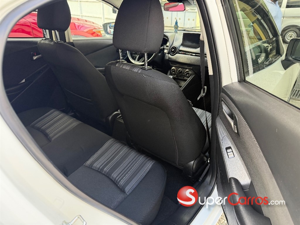2020 Mazda Demio — foto 6 / 12