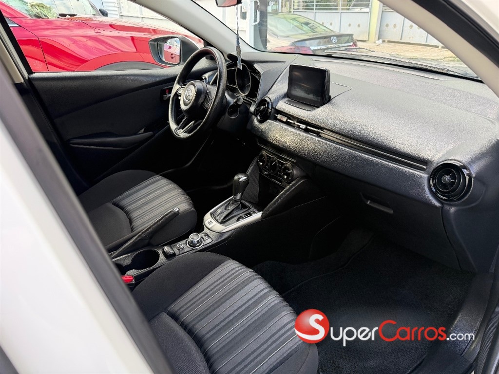 2020 Mazda Demio — foto 7 / 12