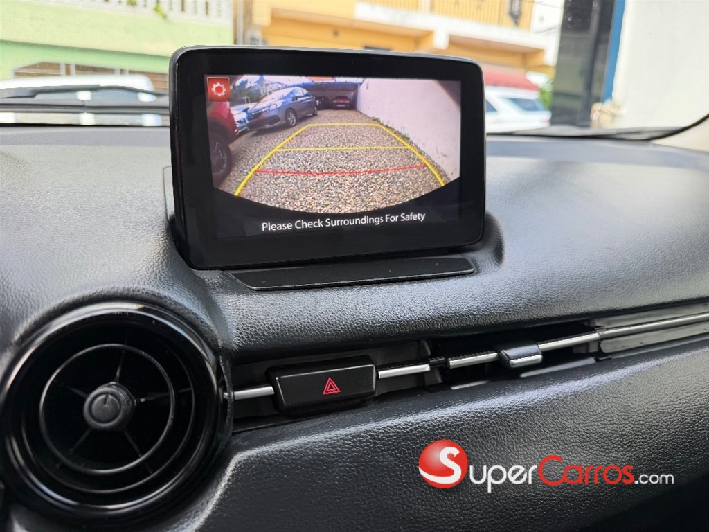 2020 Mazda Demio — foto 11 / 12