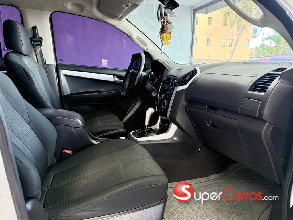 2018 Isuzu DMAX — foto 8 / 11