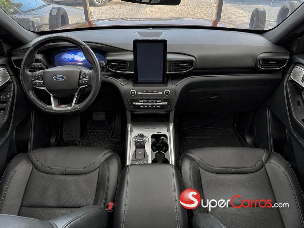 2020 Ford Explorer ST — foto 7 / 12