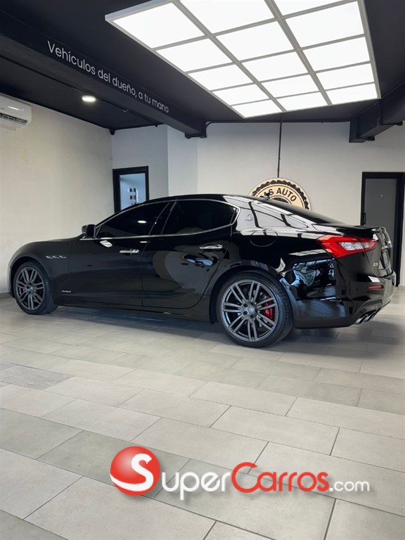 2018 Maserati Ghibli SQ4 — foto 4 / 12