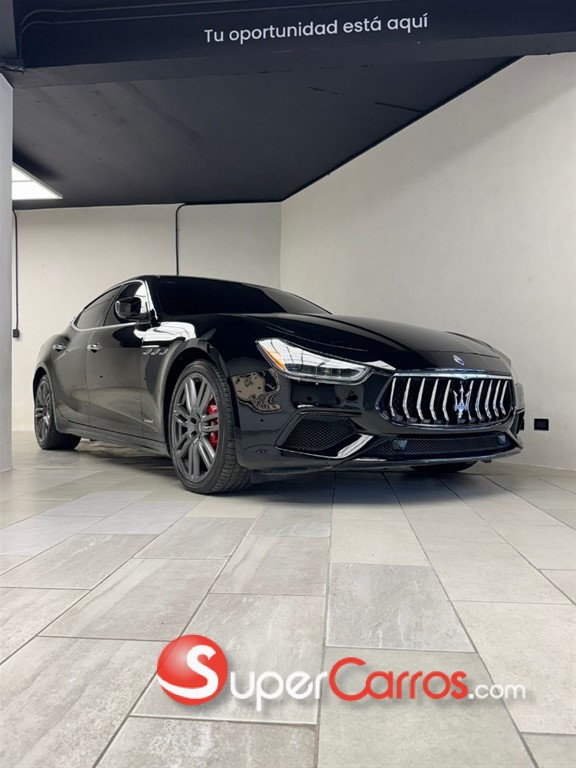 2018 Maserati Ghibli SQ4 — foto 5 / 12