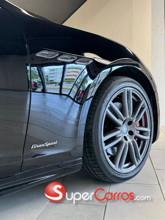 2018 Maserati Ghibli SQ4 — foto 7 / 12