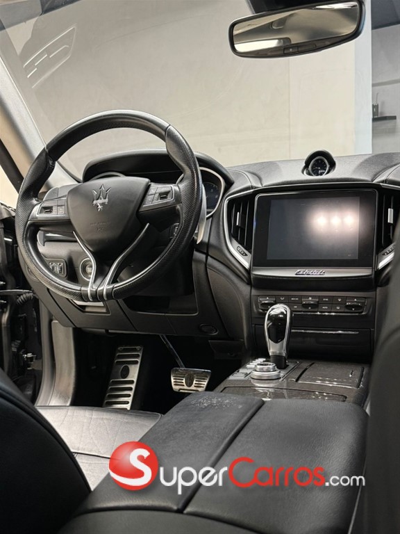 2018 Maserati Ghibli SQ4 — foto 11 / 12