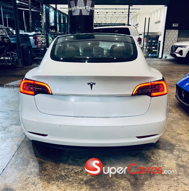 2021 Tesla Model 3 Standard Range Plus — foto 3 / 11