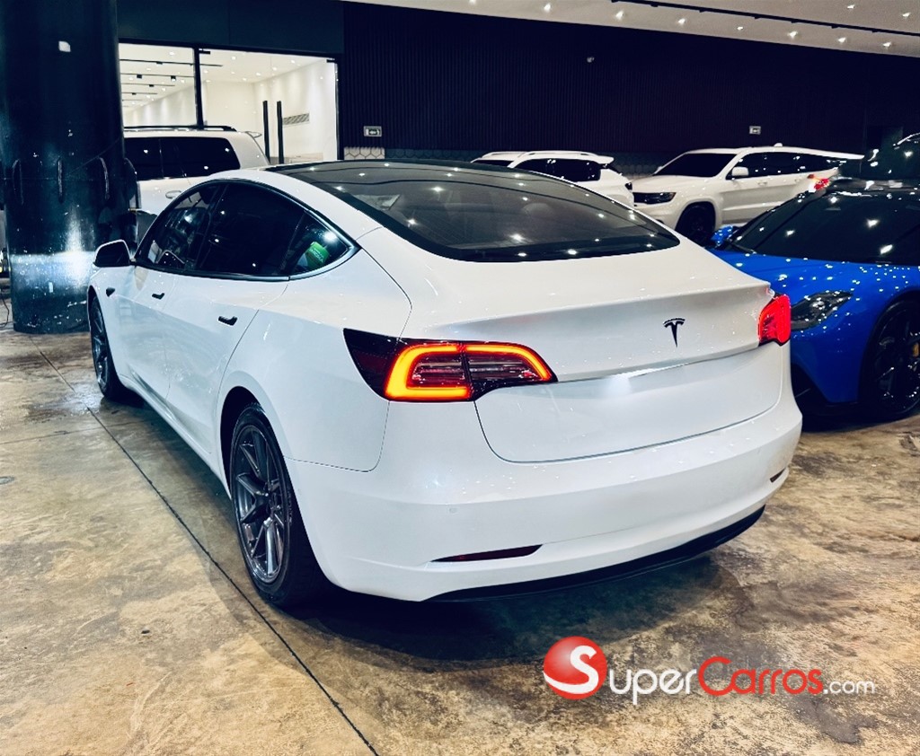 2021 Tesla Model 3 Standard Range Plus — foto 5 / 11