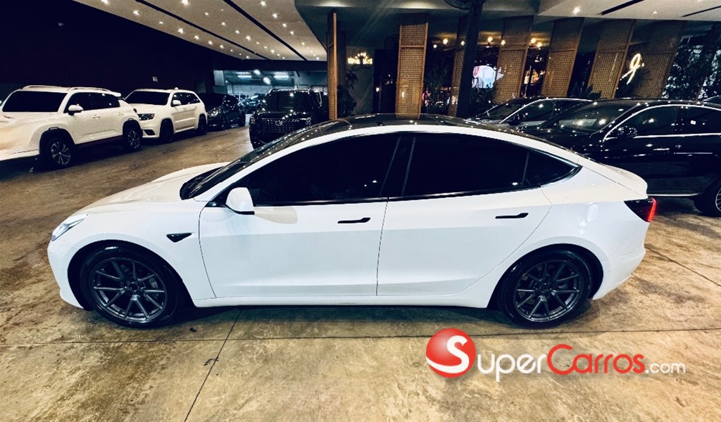 2021 Tesla Model 3 Standard Range Plus — foto 7 / 11