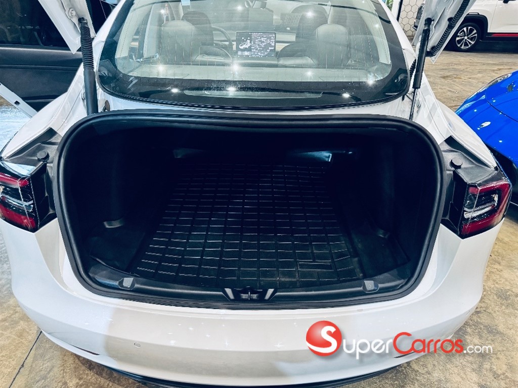 2021 Tesla Model 3 Standard Range Plus — foto 11 / 11