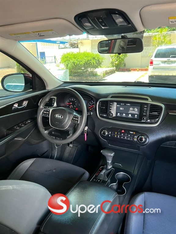 2020 Kia Sorento LX — foto 7 / 11