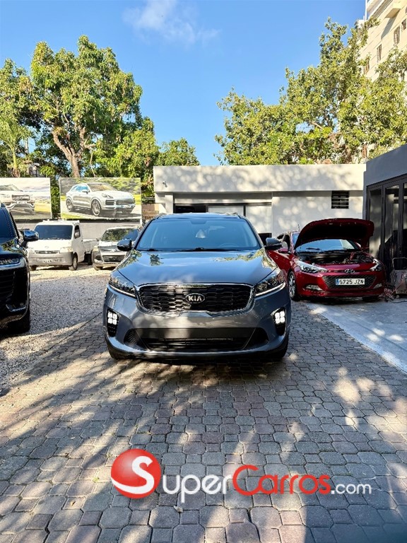 2020 Kia Sorento LX — foto 2 / 11