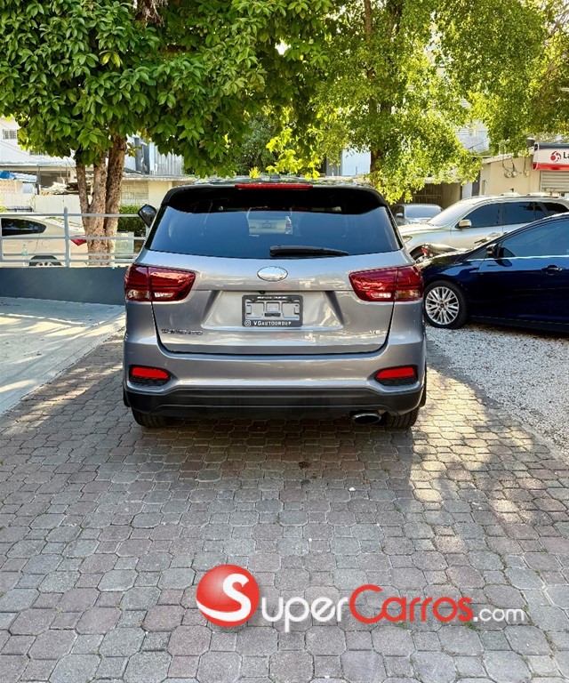 2020 Kia Sorento LX — foto 5 / 11