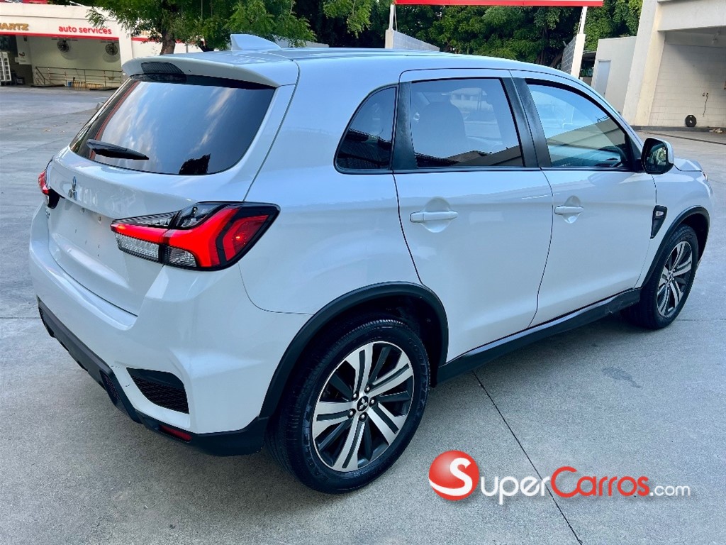 2020 Mitsubishi Motors Outlander Sport SE — foto 6 / 11