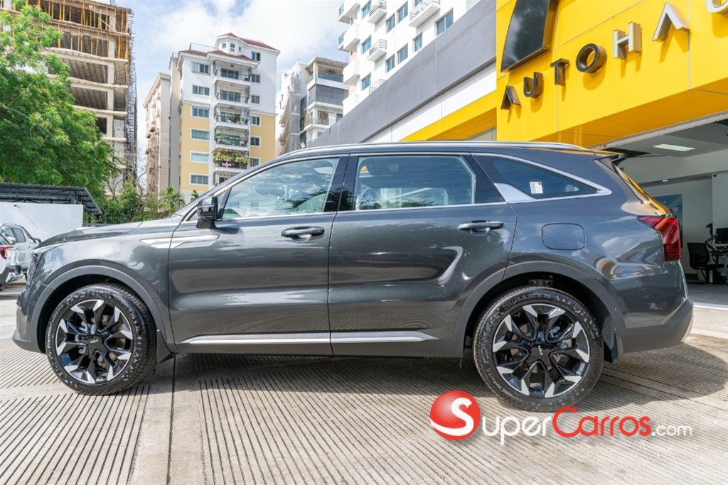 2027 Kia Sorento Limited — foto 8 / 10