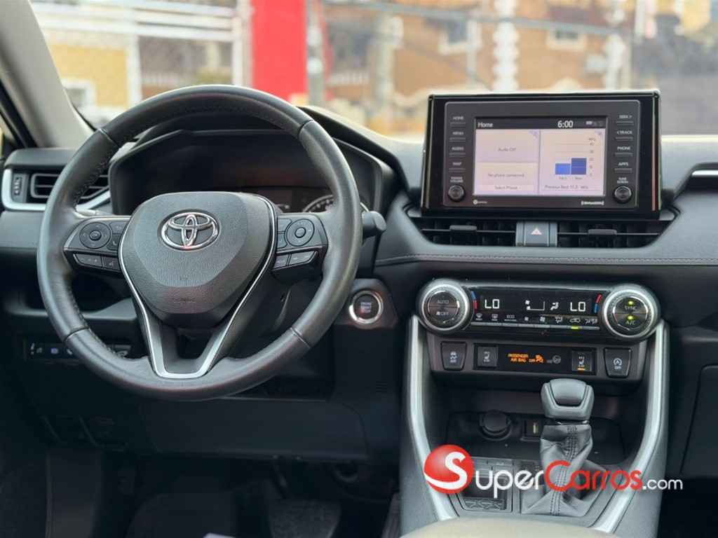 2022 Toyota RAV4 XLE — foto 7 / 10
