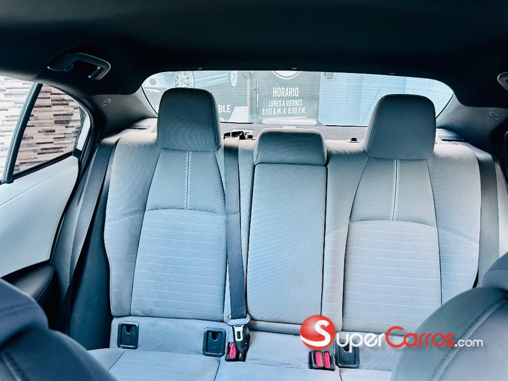 2020 Toyota Corolla SE — foto 9 / 11