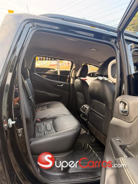 2025 Nissan Frontier — foto 4 / 7