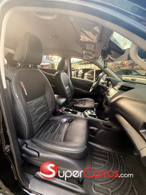 2025 Nissan Frontier — foto 6 / 7