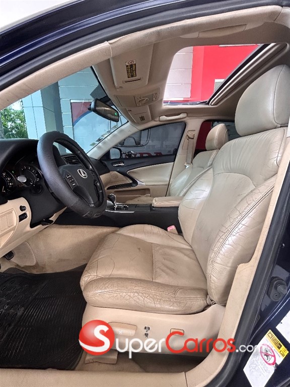 2006 Lexus IS 350 — foto 7 / 11