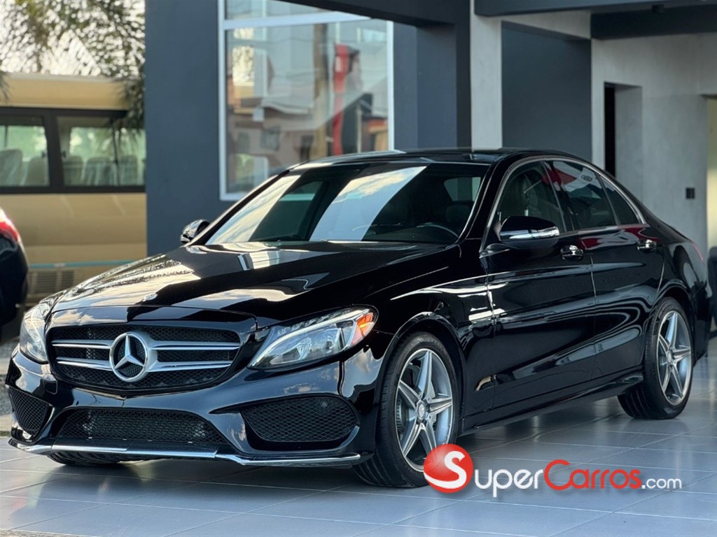 2015 Mercedes-Benz Clase C 300 4 Matic
