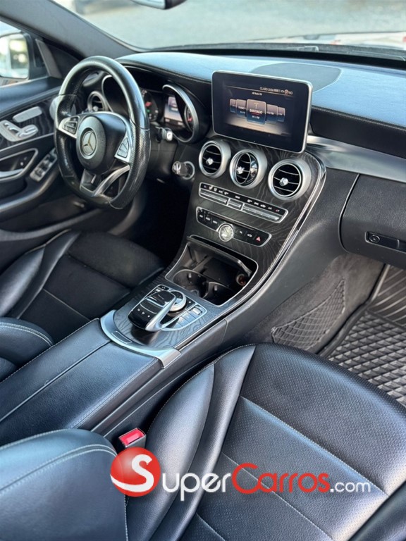 2015 Mercedes-Benz Clase C 300 4 Matic — foto 3 / 9