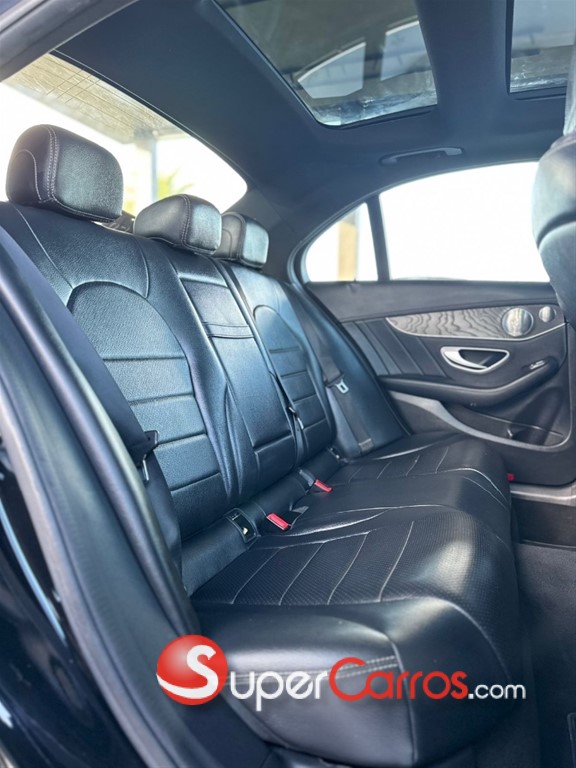 2015 Mercedes-Benz Clase C 300 4 Matic — foto 9 / 9