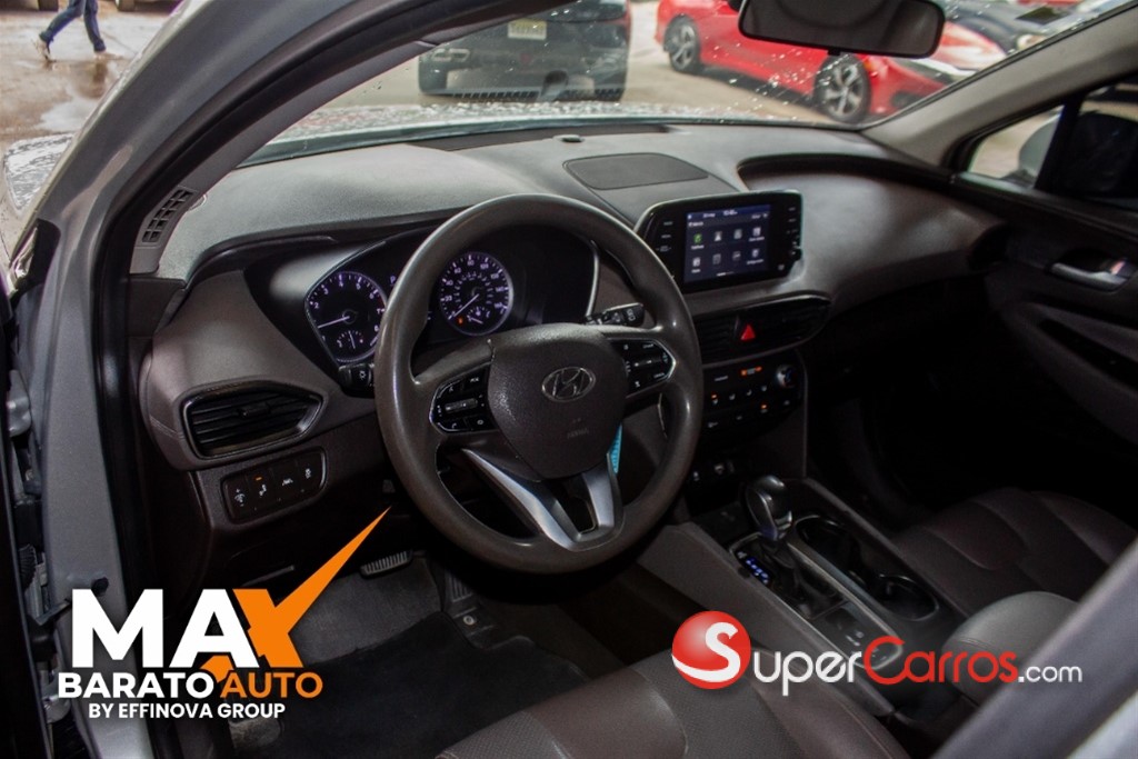 2019 Hyundai Santa Fe SE — foto 8 / 11