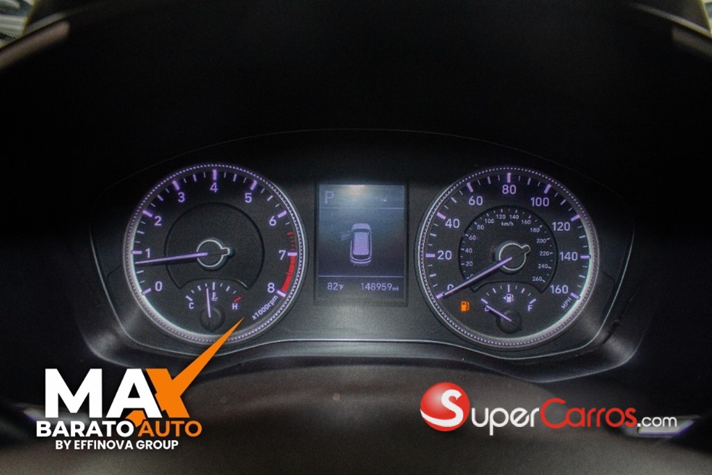 2019 Hyundai Santa Fe SE — foto 9 / 11