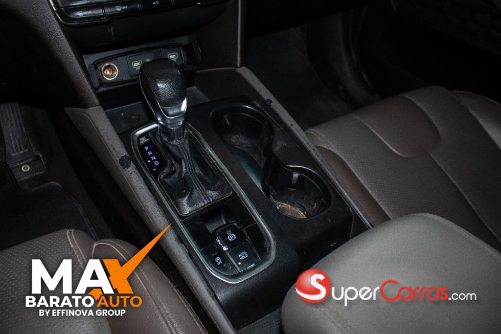 2019 Hyundai Santa Fe SE — foto 11 / 11