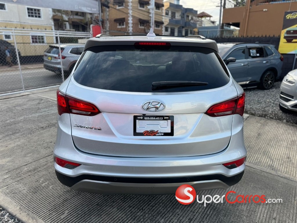 2018 Hyundai Santa Fe Limited — foto 5 / 9