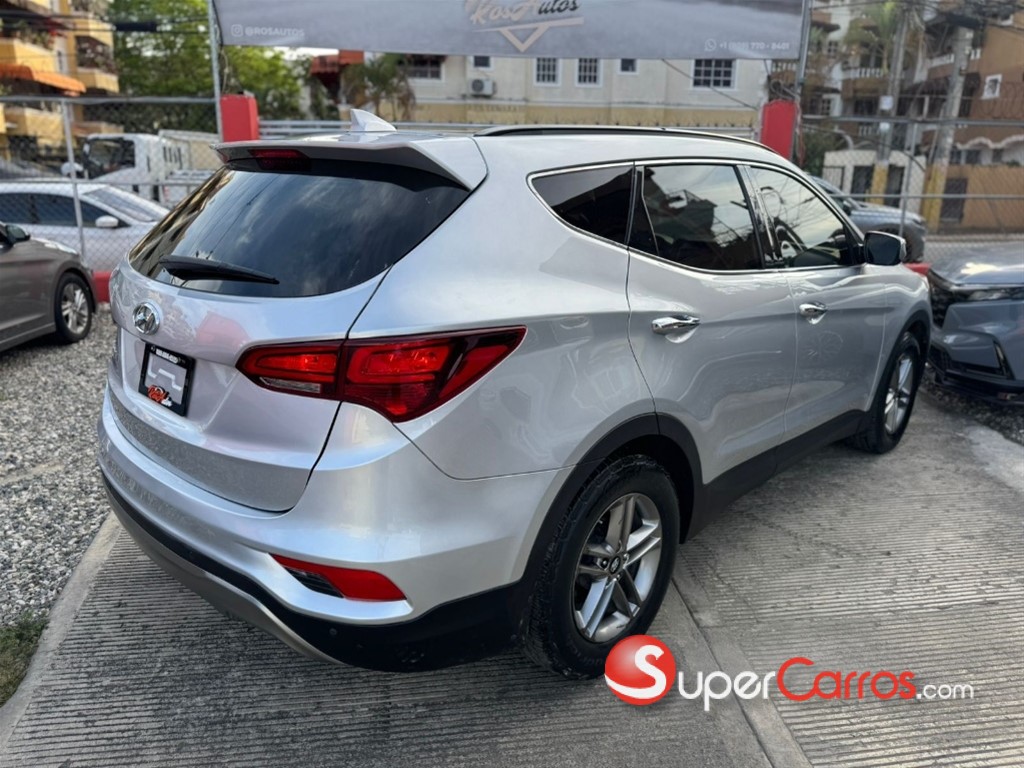 2018 Hyundai Santa Fe Limited — foto 6 / 9