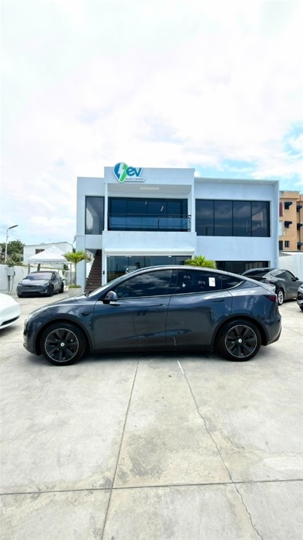 2021 Tesla Model Y Long Range — foto 6 / 7