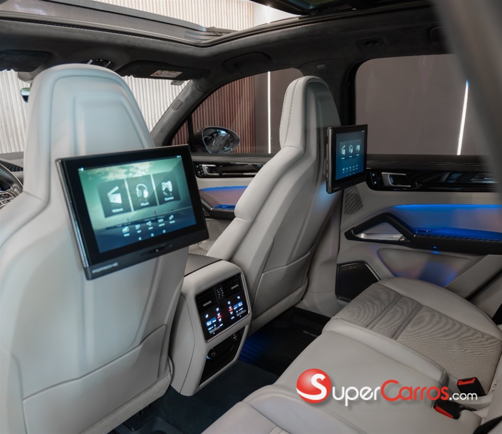 2019 Porsche Cayenne Turbo — foto 8 / 12