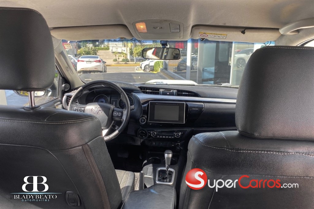 2018 Toyota Hilux — foto 12 / 12